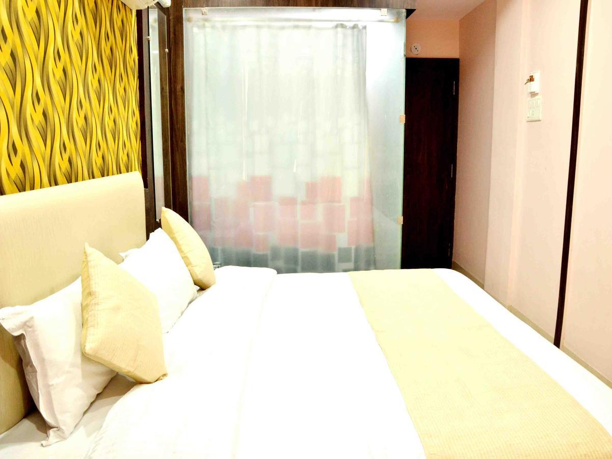 Oyo 2403 Hotel Aamantran Avenue Ujjain Eksteriør bilde