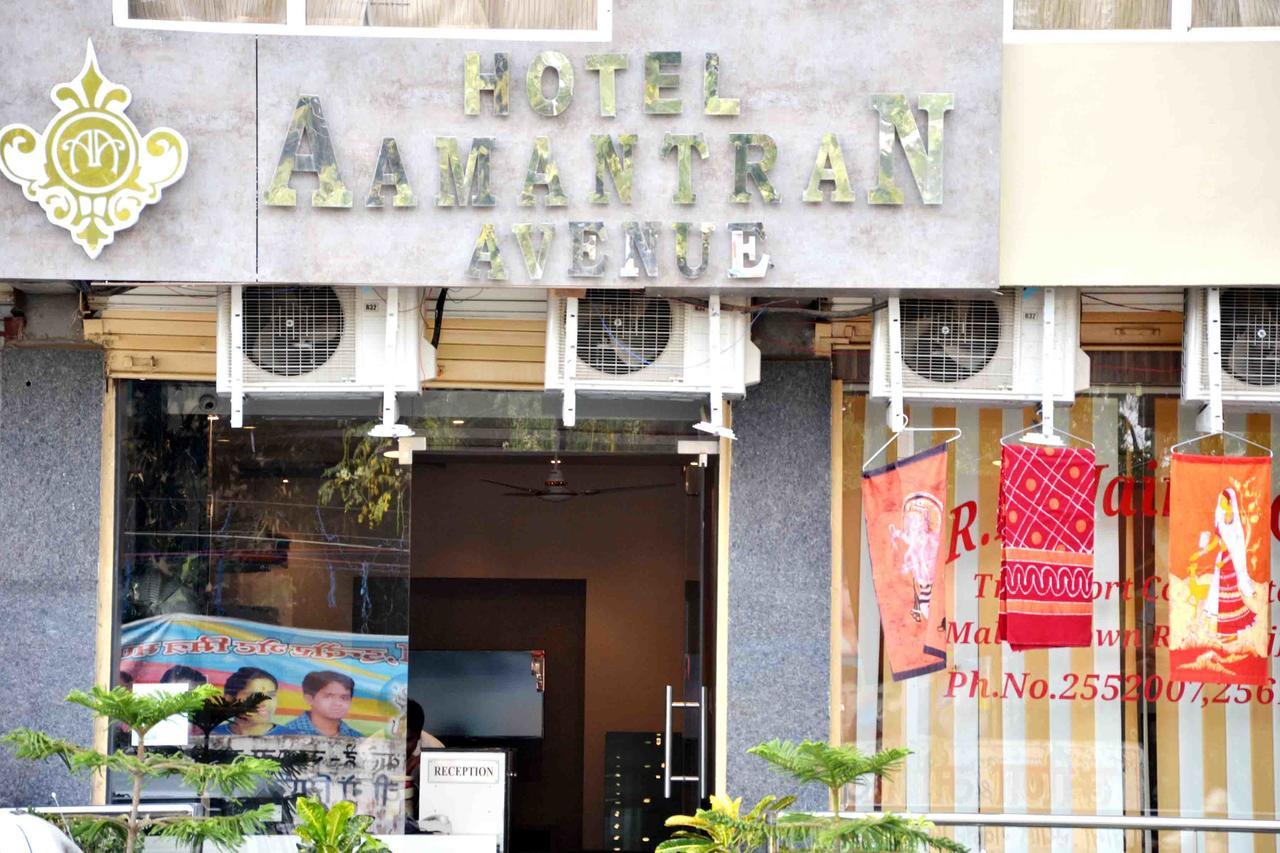 Oyo 2403 Hotel Aamantran Avenue Ujjain Eksteriør bilde